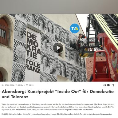 Bild der Fassade des Herzogskasten mit Porträts bei der Installation